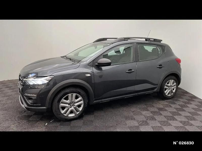 Occasion Dacia Sandero Essentiel 92 ch (67 kW) 2021 Gris Citadine