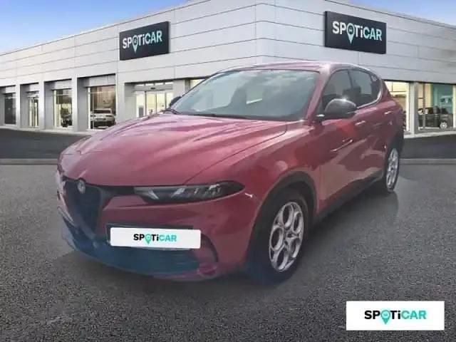 Rouge Occasion 2023 Alfa Romeo Tonale Sprint SUV | 25 490 € - Image 1/4