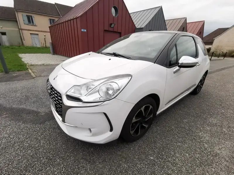 Utilisé 2015 Citroën DS3 So Chic Berline | 7 990 € (Prix assez cher) - Image 1/4