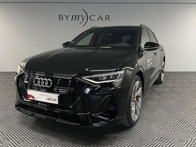 Noir mythe métallisé Utilisé 2023 Audi e-tron S-Line SUV | 64 900 € - Image 1/4