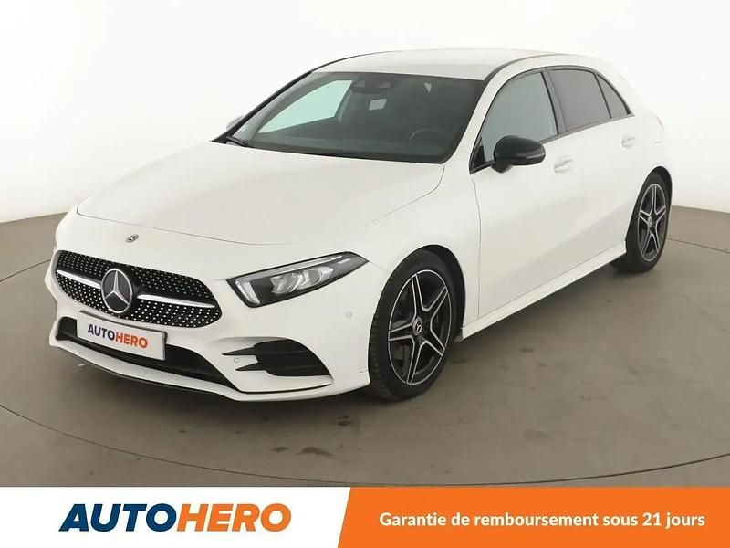 Blanc Utilisé 2020 Mercedes A200 AMG line Berline | 26 990 € (Prix assez cher) - Image 1/2