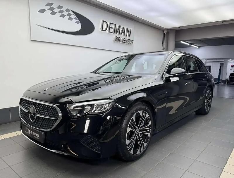 Noir Utilisé 2024 Mercedes E300 Break | 57 500 € (Prix cher) - Image 1/4