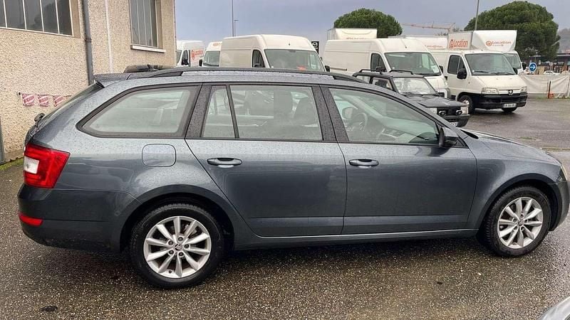 Occasion Skoda Octavia 110 ch (80 kW) 2016 Gris Break