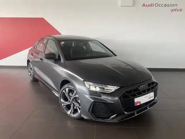 Gris daytona Utilisé 2025 Audi A3 Sportback e-tron S-Line Citadine | 56 300 € - Image 1/4