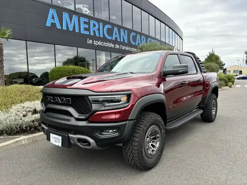 Rouge Nouvelle 2024 Dodge Ram Pick-up | 194 900 € - Image 1/4