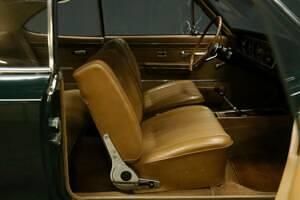 Image 3/4