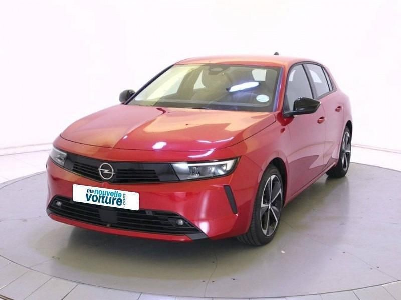 Rouge Utilisé 2024 Opel Astra Berline | 24 290 € (Prix juste) - Image 1/4