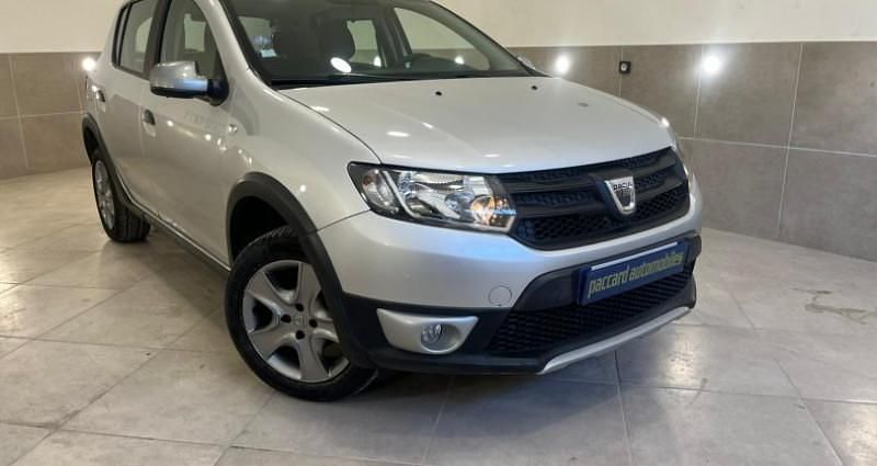 Utilisé 2016 Dacia Sandero Stepway Citadine | 9 990 € (Prix juste) - Image 1/4
