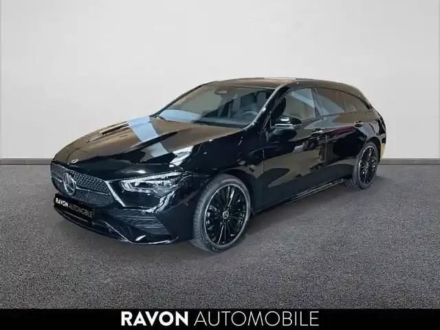 Noir cosmo metalise Utilisé 2025 Mercedes CLA250 Shooting Brake Break | 52 900 € - Image 1/4