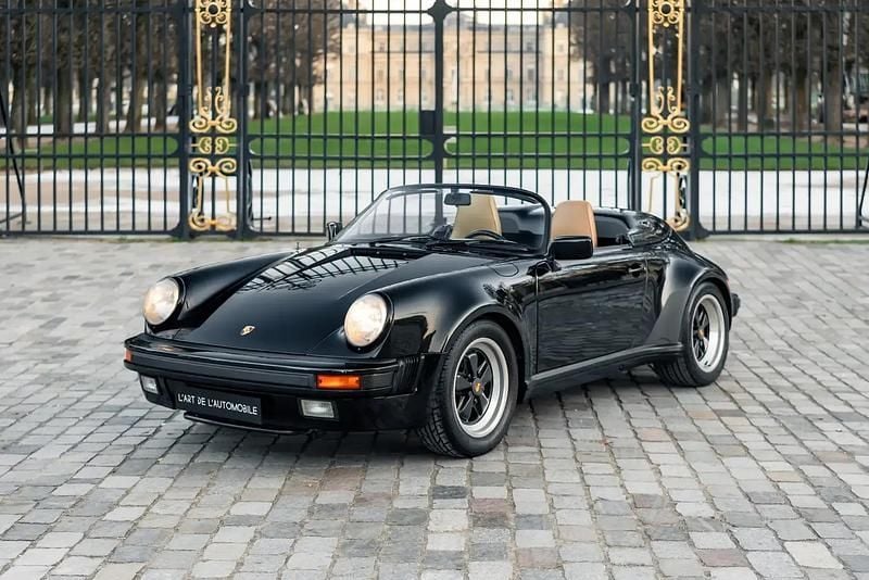 Noir Occasion 1990 Porsche 911 Cabriolet | 189 900 € - Image 1/4
