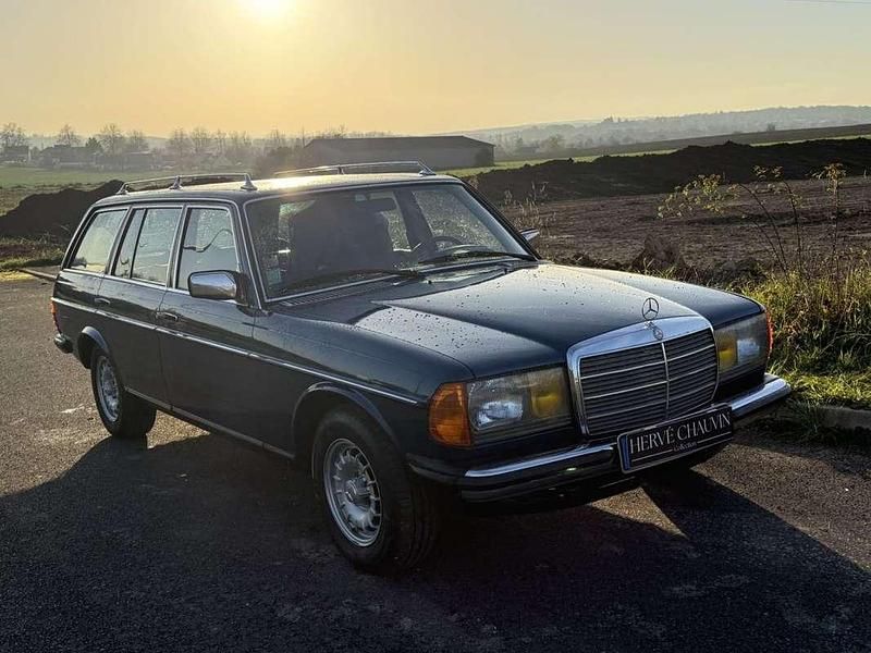 Occasion Mercedes E280 186 ch (136 kW) 1980 Bleu Break