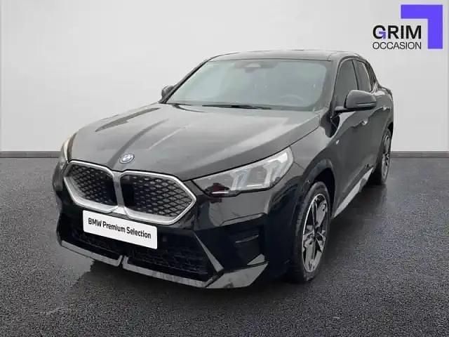 Black sapphire metallic Occasion 2025 BMW iX2 Efficient Dynamics SUV | 37 490 € (Bon prix) - Image 1/4