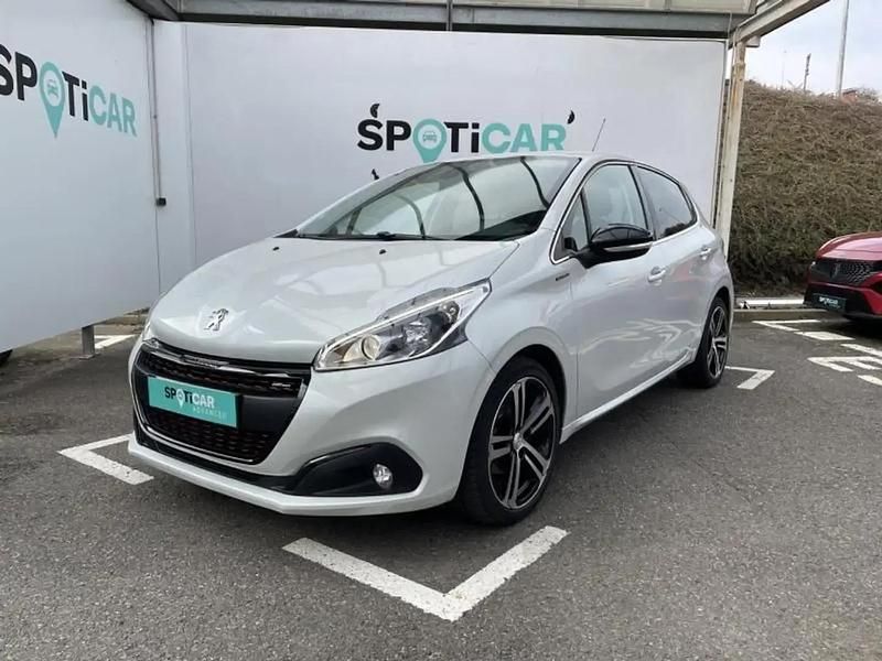 Blanc Utilisé 2018 Peugeot 208 GT-line Citadine | 10 290 € (Prix juste) - Image 1/4