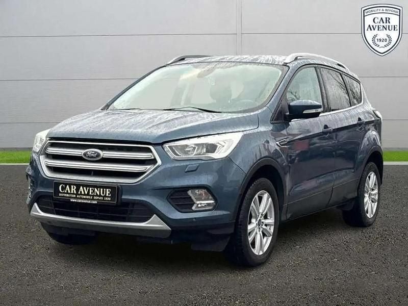 Bleu Occasion 2019 Ford Kuga Titanium SUV | 15 980 € (Bon prix) - Image 1/4