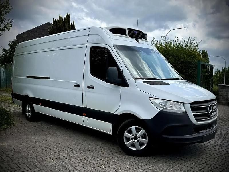 Blanc Utilisé 2019 Mercedes Sprinter Van | 23 450 € - Image 1/4