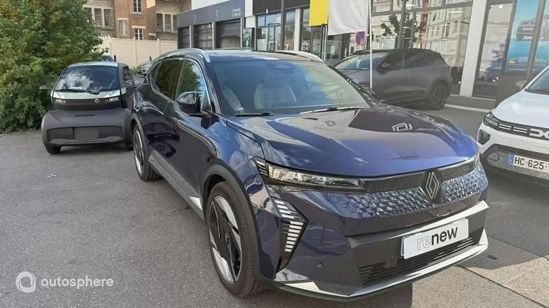 Utilisé 2025 Renault Scénic Iconic Monospace | 51 390 € (Prix juste) - Image 1/4