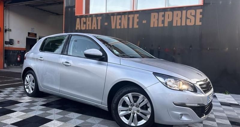 Utilisé 2015 Peugeot 308 Active Berline | 5 990 € (Prix juste) - Image 1/4