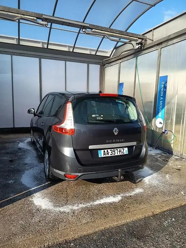 Occasion Renault Grand Scénic III Dynamique 131 ch (96 kW) 2010 Noir Monospace