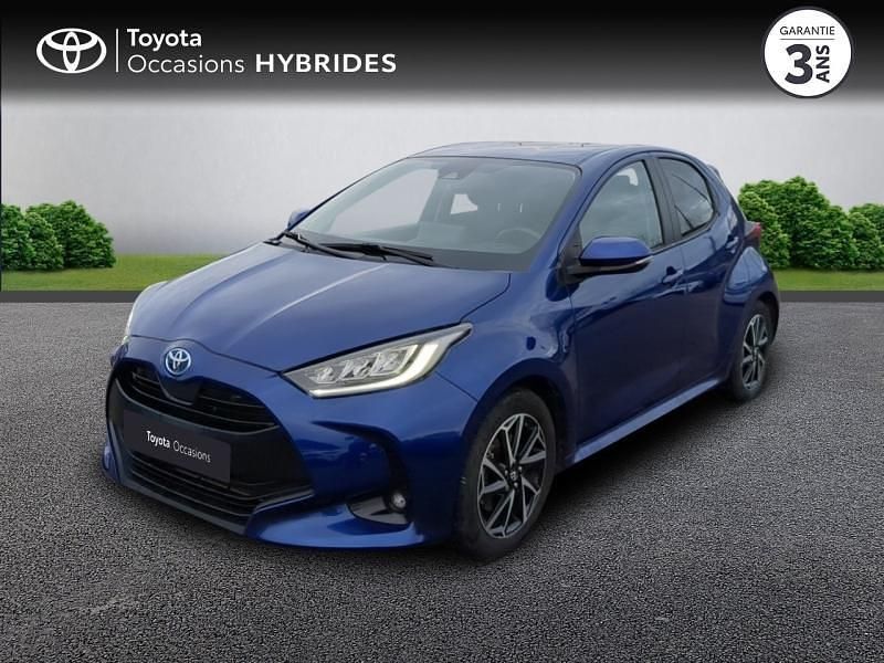 Bleu kyanite (m) Occasion 2022 Toyota Yaris Hybrid Design Berline | 17 890 € (Prix juste) - Image 1/4