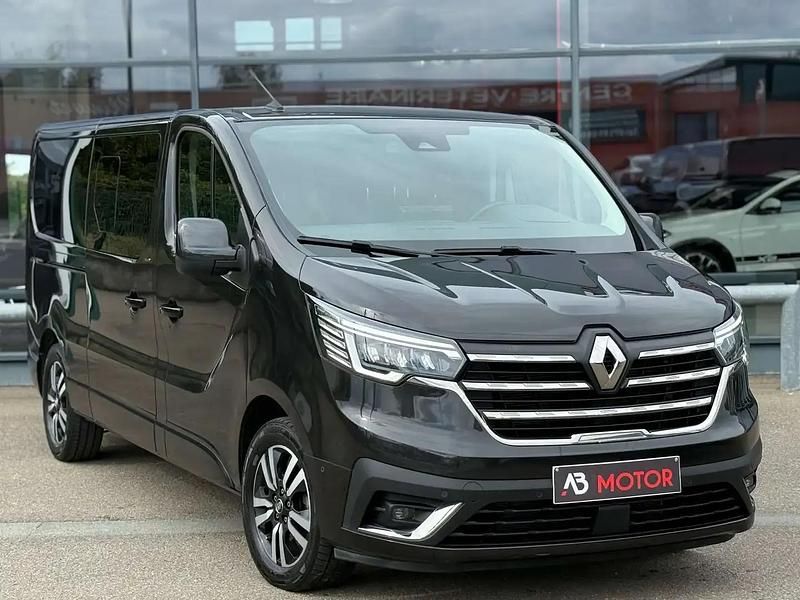 Noir Occasion 2023 Renault Trafic Monospace | 36 990 € (Prix cher) - Image 1/4