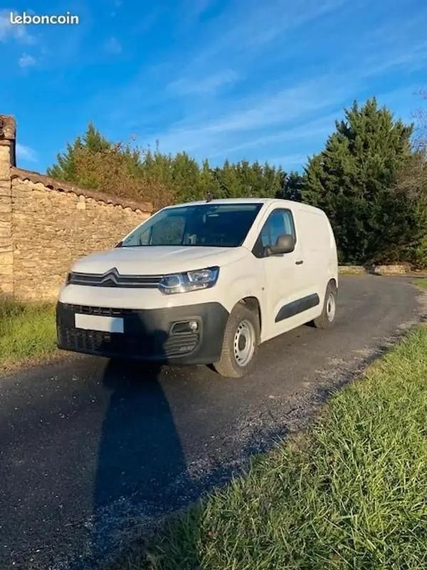 Blanc Occasion 2019 Citroën Berlingo Monospace | 11 680 € - Image 1/4
