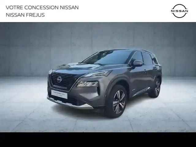 Gris Utilisé 2023 Nissan X-Trail Tekna SUV | 35 900 € (Prix cher) - Image 1/4