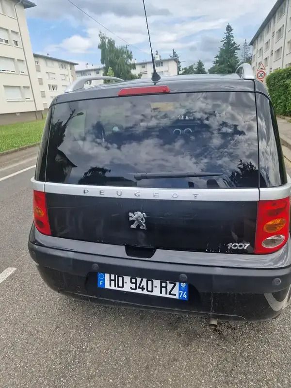 Noir Utilisé 2006 Peugeot 1007 Citadine | 4 000 € (Prix juste) - Image 1/4
