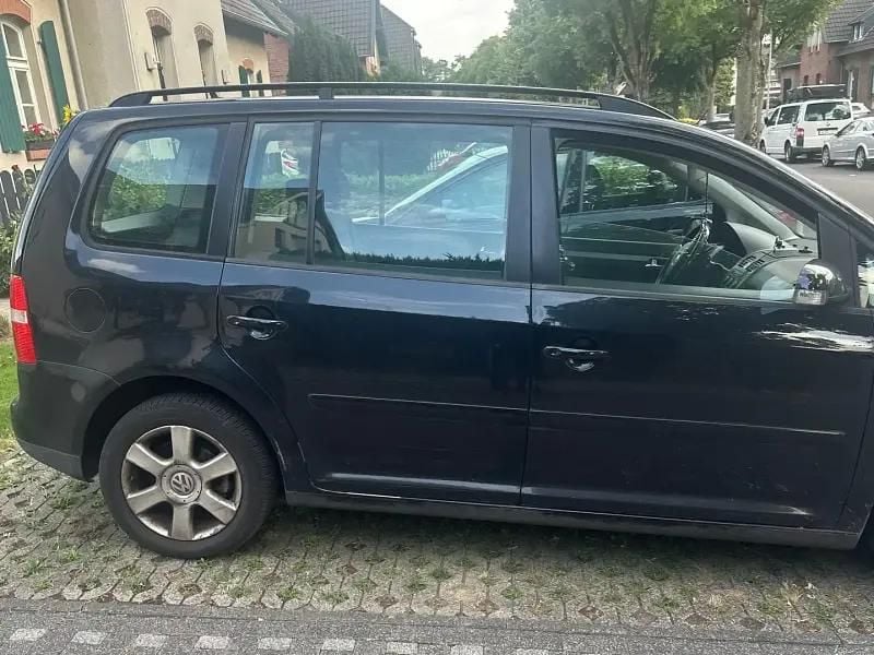 Utilisé 2006 VW Touran Match Monospace | 2 000 € - Image 1/2