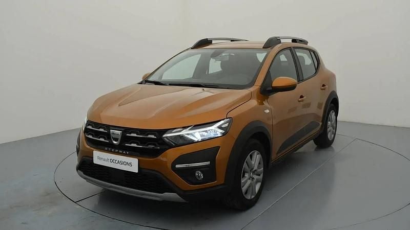 Orange Utilisé 2022 Dacia Sandero Comfort Citadine | 14 499 € (Prix assez cher) - Image 1/4