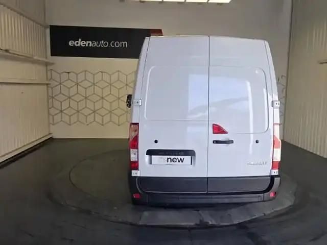Occasion Renault Master 135 ch (99 kW) 2024 Blanc Berline