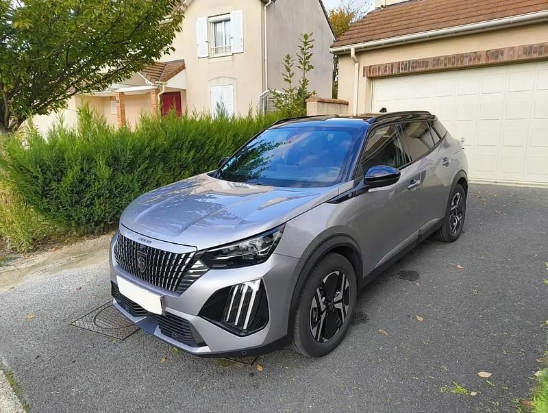 Utilisé 2024 Peugeot e-2008 SUV | 24 690 € (Prix juste) - Image 1/4