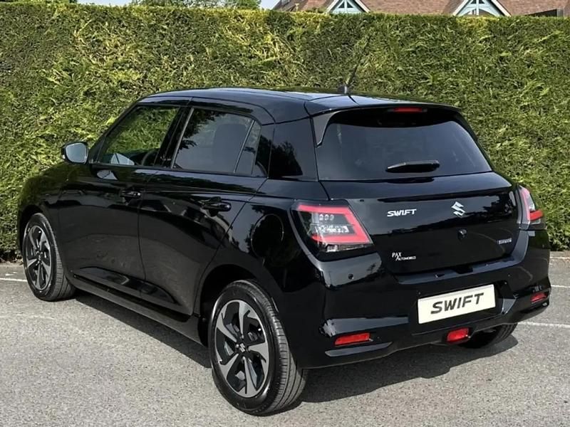 Nouvelle Suzuki Swift 84 ch (61 kW) 2025 Noir Berline