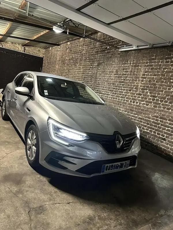 Occasion 2020 Renault Mégane IV Zen Berline | 11 000 € (Super prix) - Image 1/4