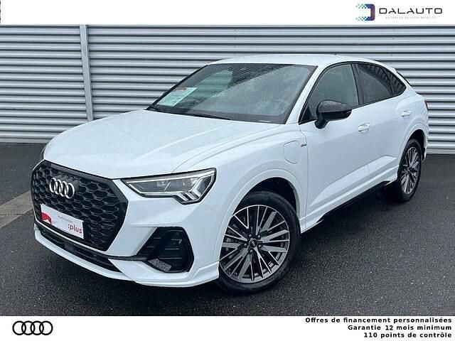 Blanc glacier métallisé Utilisé 2023 Audi Q3 Sportback S-Line SUV | 41 850 € - Image 1/4