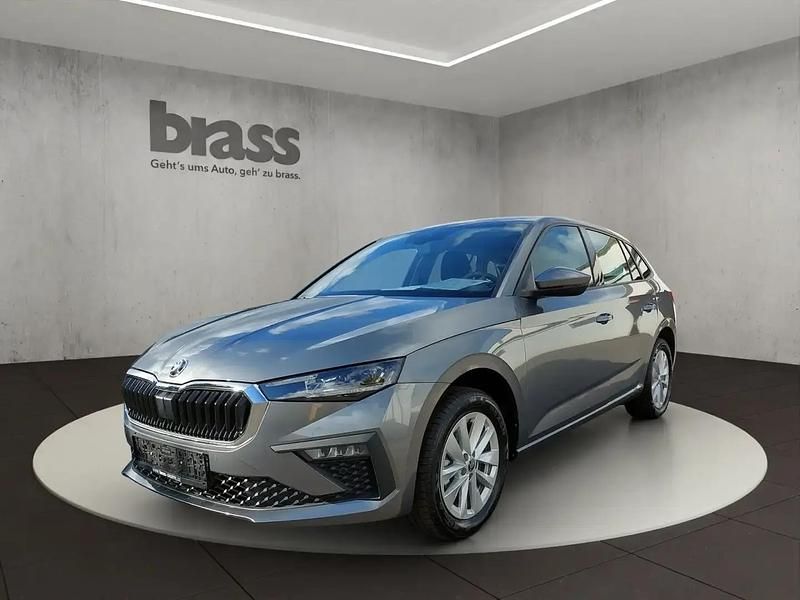 Gris Nouvelle 2025 Skoda Scala Selection Citadine | 25 450 € (Prix juste) - Image 1/4