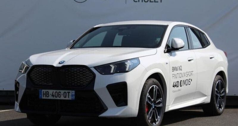 Utilisé 2025 BMW iX2 M Sport SUV | 49 700 € (Prix juste) - Image 1/4