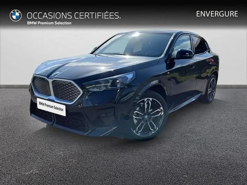 Noir Utilisé 2024 BMW iX2 M Sport SUV | 40 990 € (Prix juste) - Image 1/4
