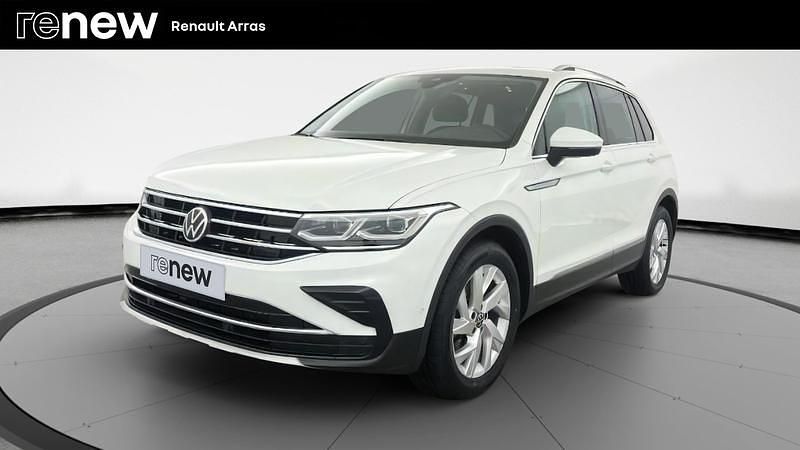 Blanc Utilisé 2021 VW Tiguan Elegance SUV | 30 599 € (Prix juste) - Image 1/4