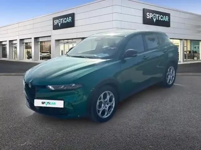 Vert Utilisé 2023 Alfa Romeo Tonale Sprint SUV | 26 490 € (Prix juste) - Image 1/4