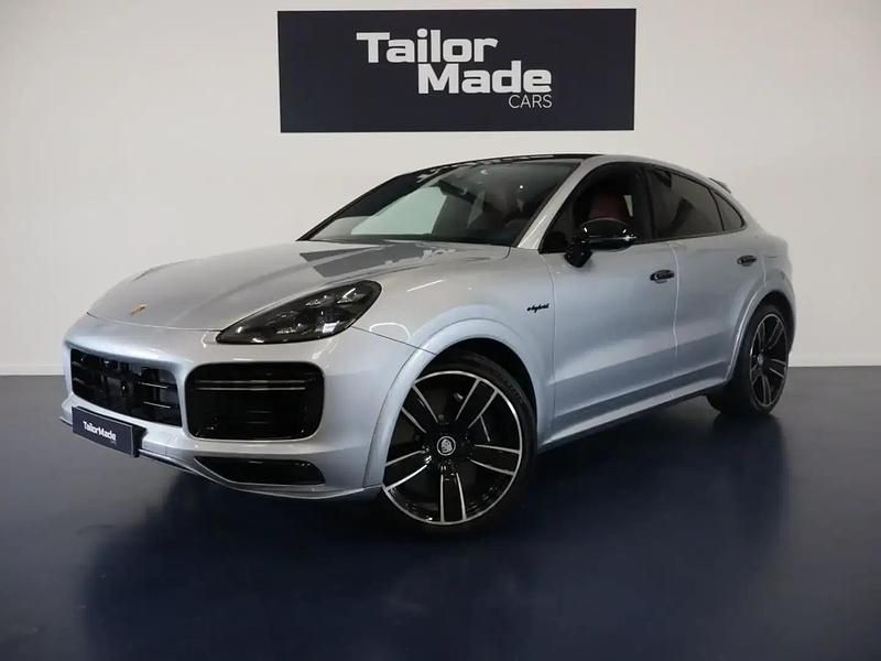 Occasion 2023 Porsche Cayenne Turbo S SUV | 129 900 € - Image 1/4