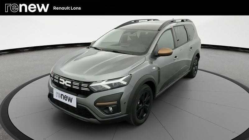 Gris Utilisé 2025 Dacia Jogger Extreme Break | 21 990 € (Prix juste) - Image 1/4