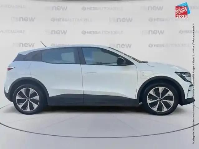 Occasion Renault Megane E-Tech Evolution 96 kW (131 ch) 2022 Blanc glacier SUV