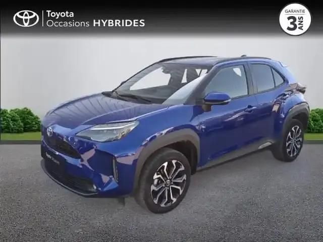 Bleu Utilisé 2023 Toyota Yaris Hybrid Design SUV | 22 290 € (Prix juste) - Image 1/4