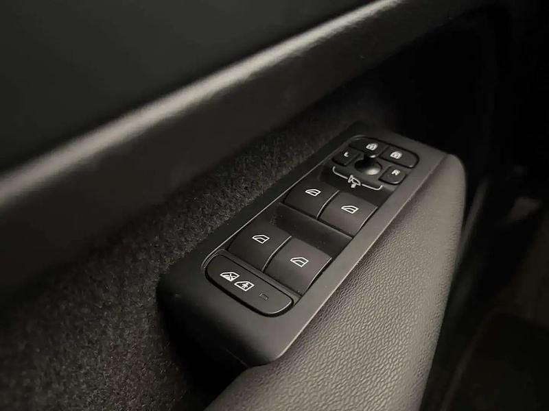 Occasion Volvo XC40 129 ch (94 kW) 2024 Rouge SUV