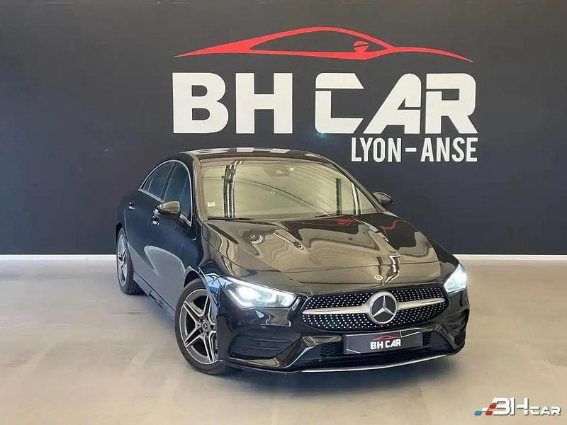 Noir Occasion 2020 Mercedes CLA200 AMG line Berline | 27 490 € (Bon prix) - Image 1/4