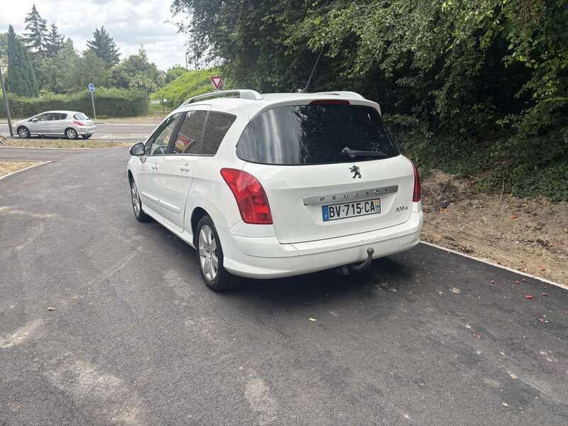 Image 4/4