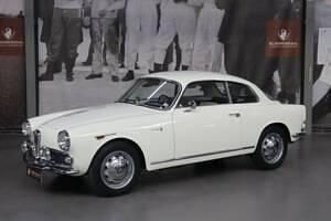 Occasion Alfa Romeo Giulietta Sprint 106 ch (77 kW) 1962 Blanc Citadine