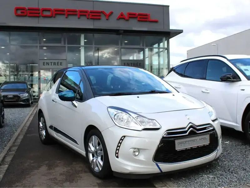 Blanc Utilisé 2015 DS Automobiles DS3 So Chic Citadine | 10 900 € - Image 1/4