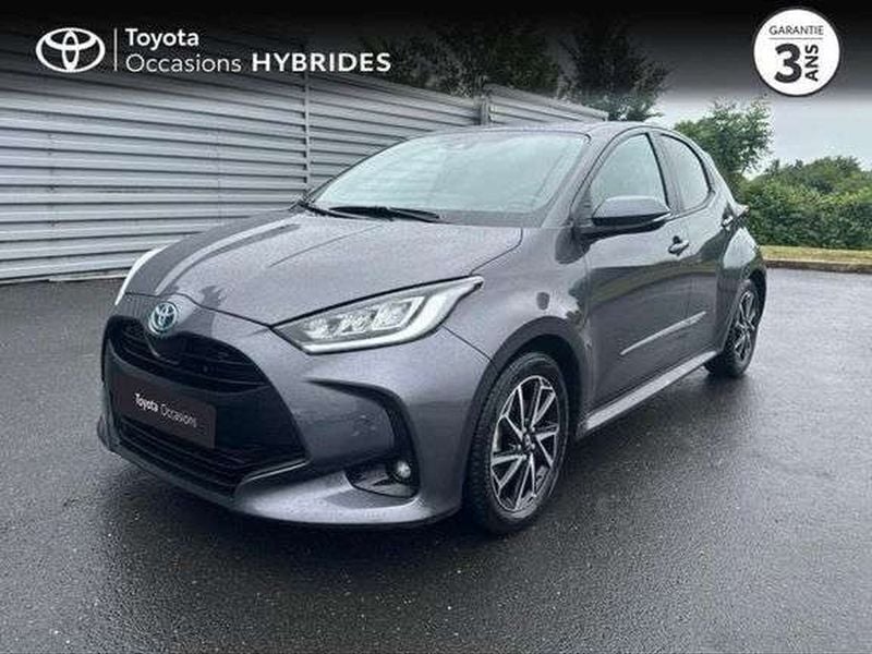 Utilisé 2022 Toyota Yaris Hybrid Design Berline | 18 900 € (Prix juste) - Image 1/1