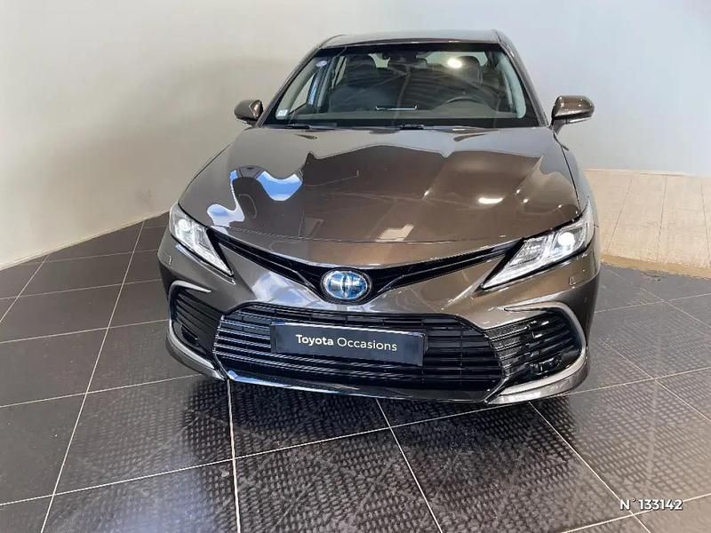 Occasion Toyota Camry Business Edition 218 ch (160 kW) 2022 Marron Berline